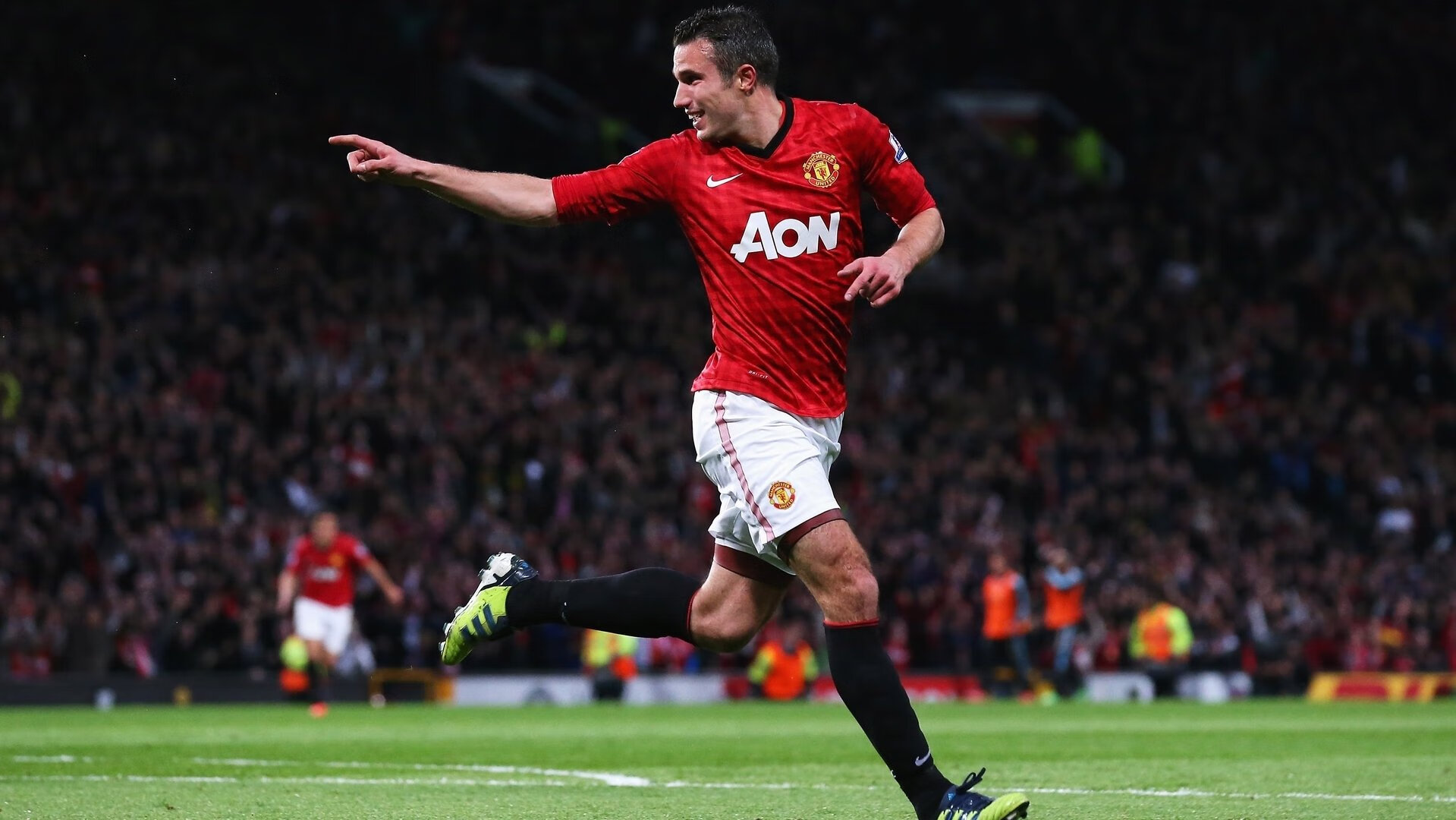 中国男足在巴黎奥运会比赛中以2-0战胜日本，奥运会足球赛中国男足